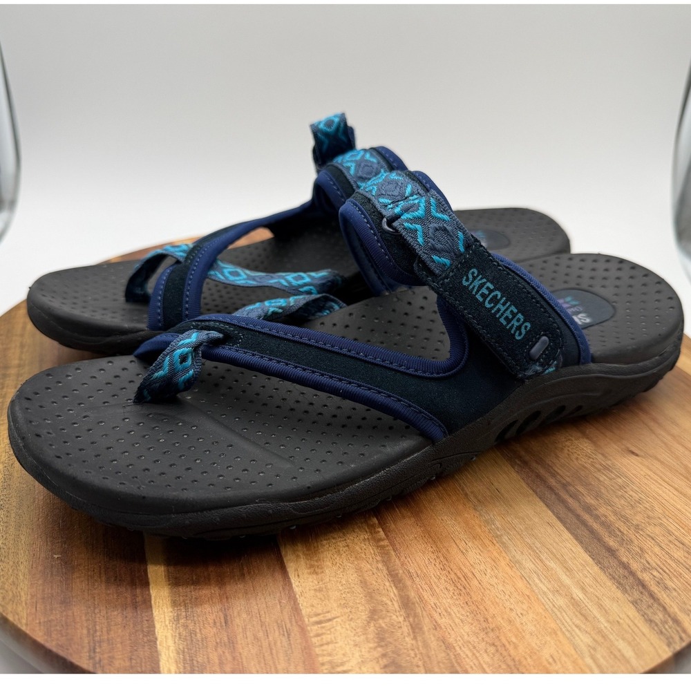 Skechers Women's Size 8 1/2 Outdoor Lifestyle Navy Blue Toe Loop Sandals 0625